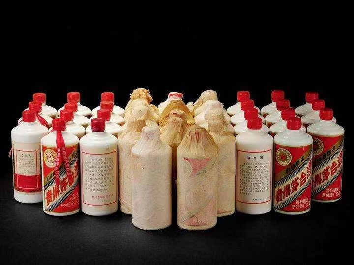 满城日照岚山回收酒价格哪里回收(附近上门回收茅台酒）?